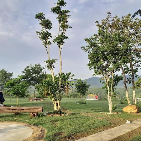 บ้านอิงเมยแคมป์ แก่งกระจาน Ban Phu Bon Екстериор снимка