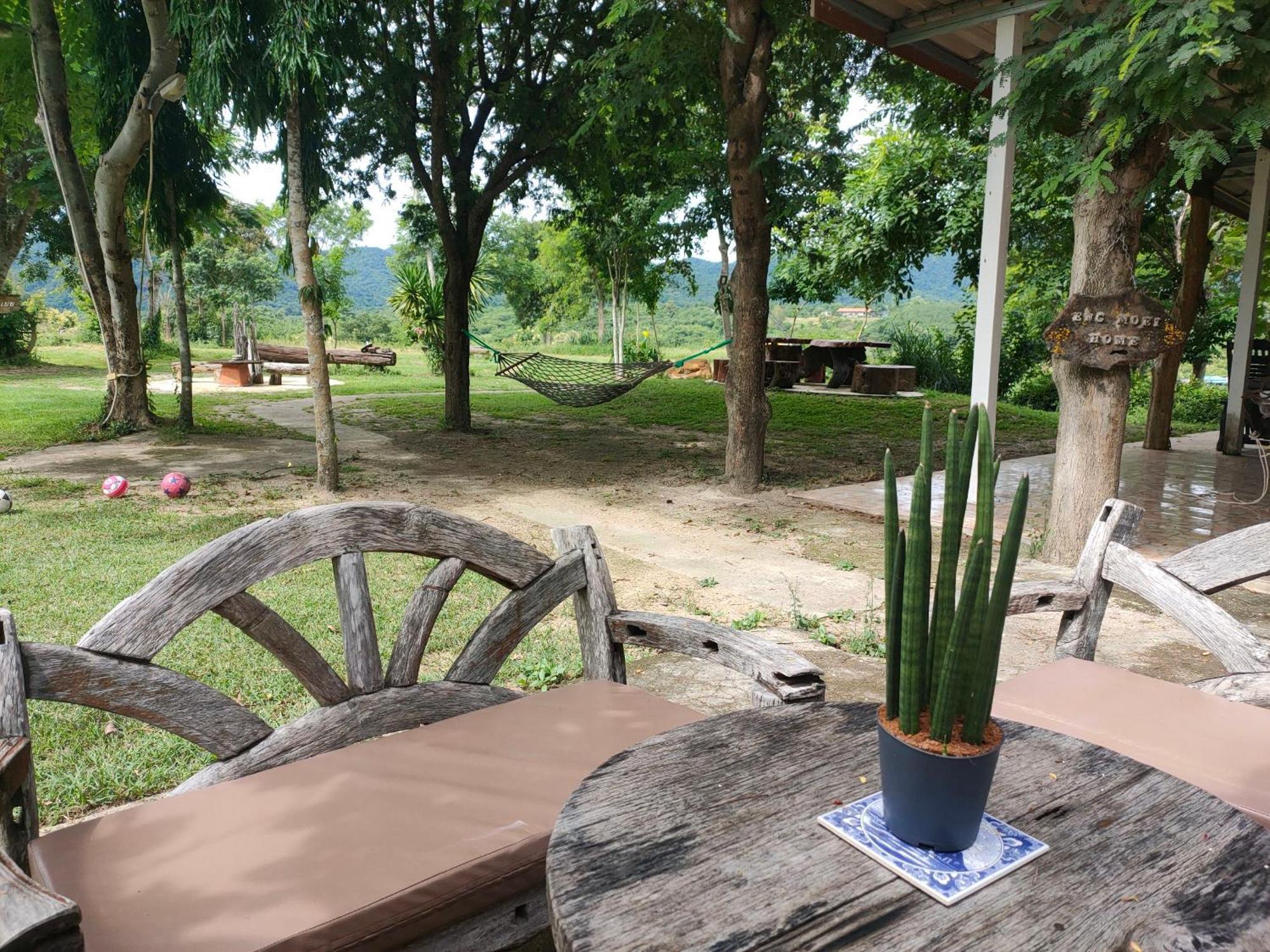 บ้านอิงเมยแคมป์ แก่งกระจาน Ban Phu Bon Екстериор снимка