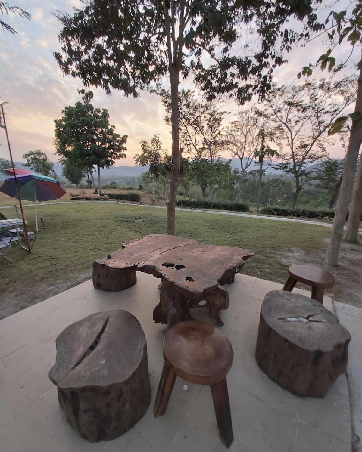 บ้านอิงเมยแคมป์ แก่งกระจาน Ban Phu Bon Екстериор снимка