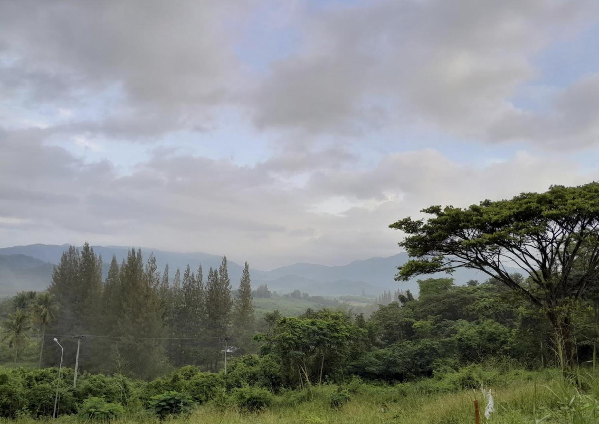 บ้านอิงเมยแคมป์ แก่งกระจาน Ban Phu Bon Екстериор снимка