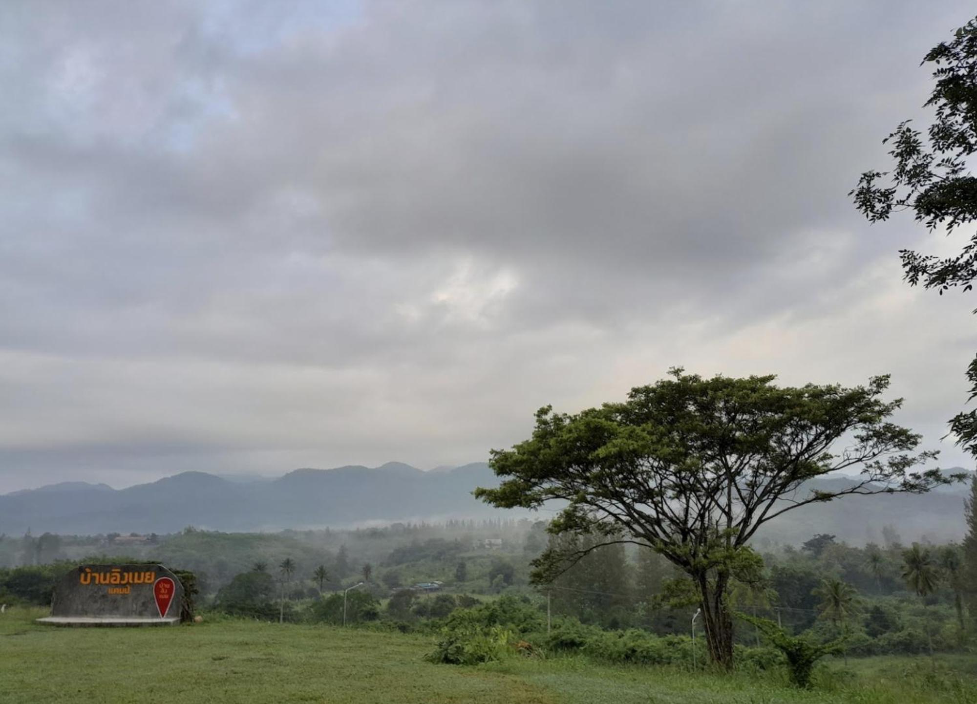 บ้านอิงเมยแคมป์ แก่งกระจาน Ban Phu Bon Екстериор снимка